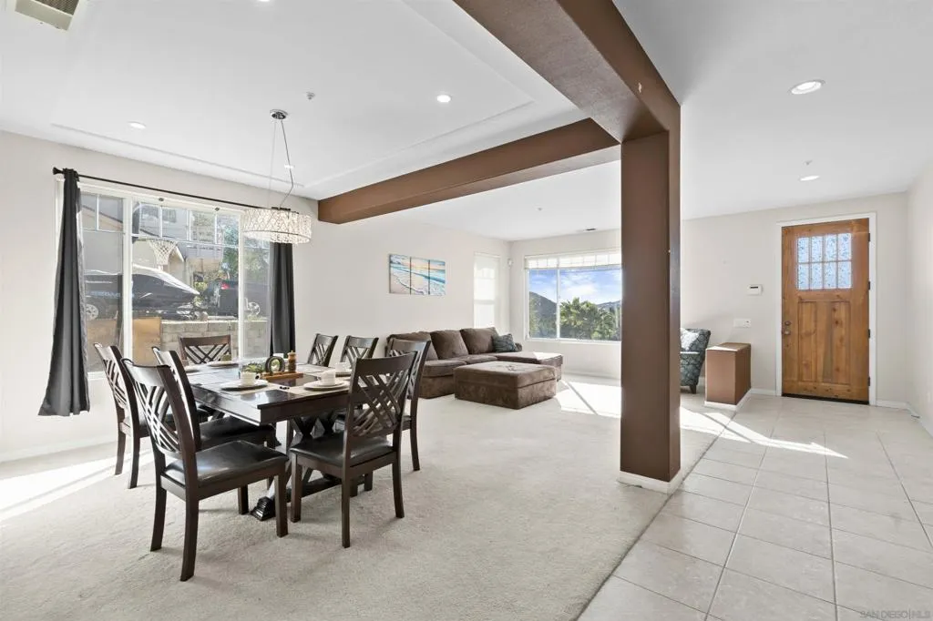 24534 Rutherford Rd, Ramona, California 92065 home-pic-2